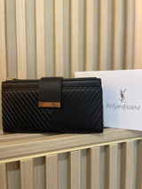 Pochette yves saint laurent