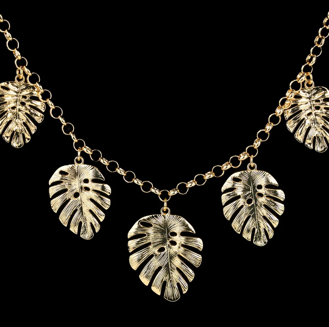 collier breeze leaf | قلادة بريز ليف (ورقة النسيم)