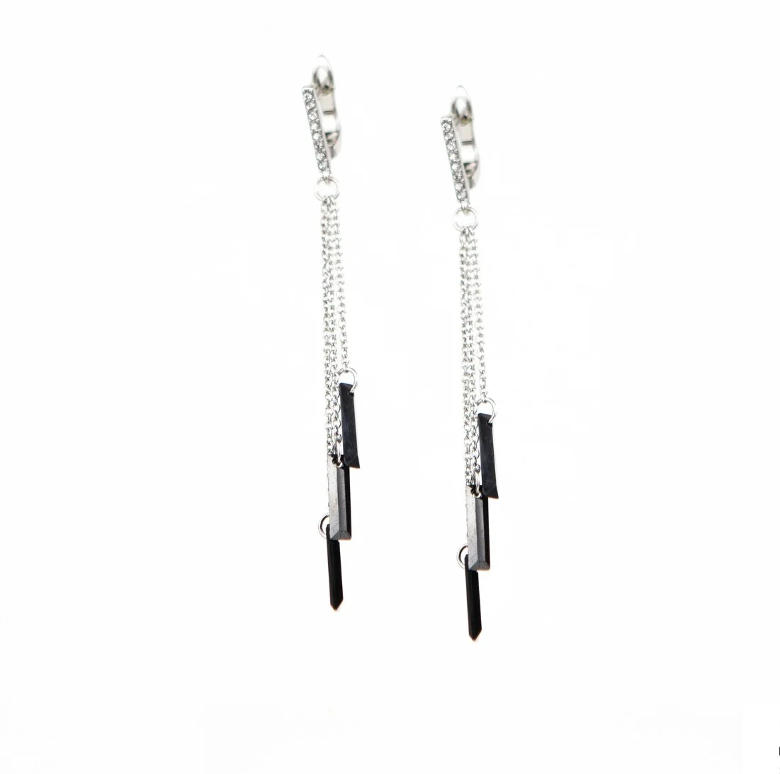 boucles d'oreilles geometric ceylonite | أقراط هندسية بحجر السيالونايت