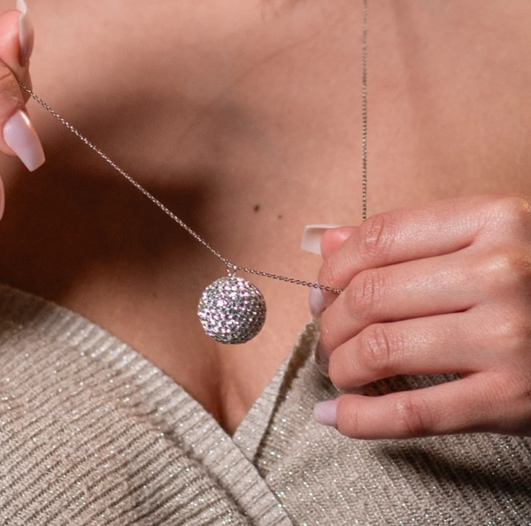 Collier Breeze Fire Ball | قلادة بريز فاير بول